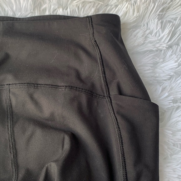 Thinx High-Waisted Period Leggings - Picture 3 of 5